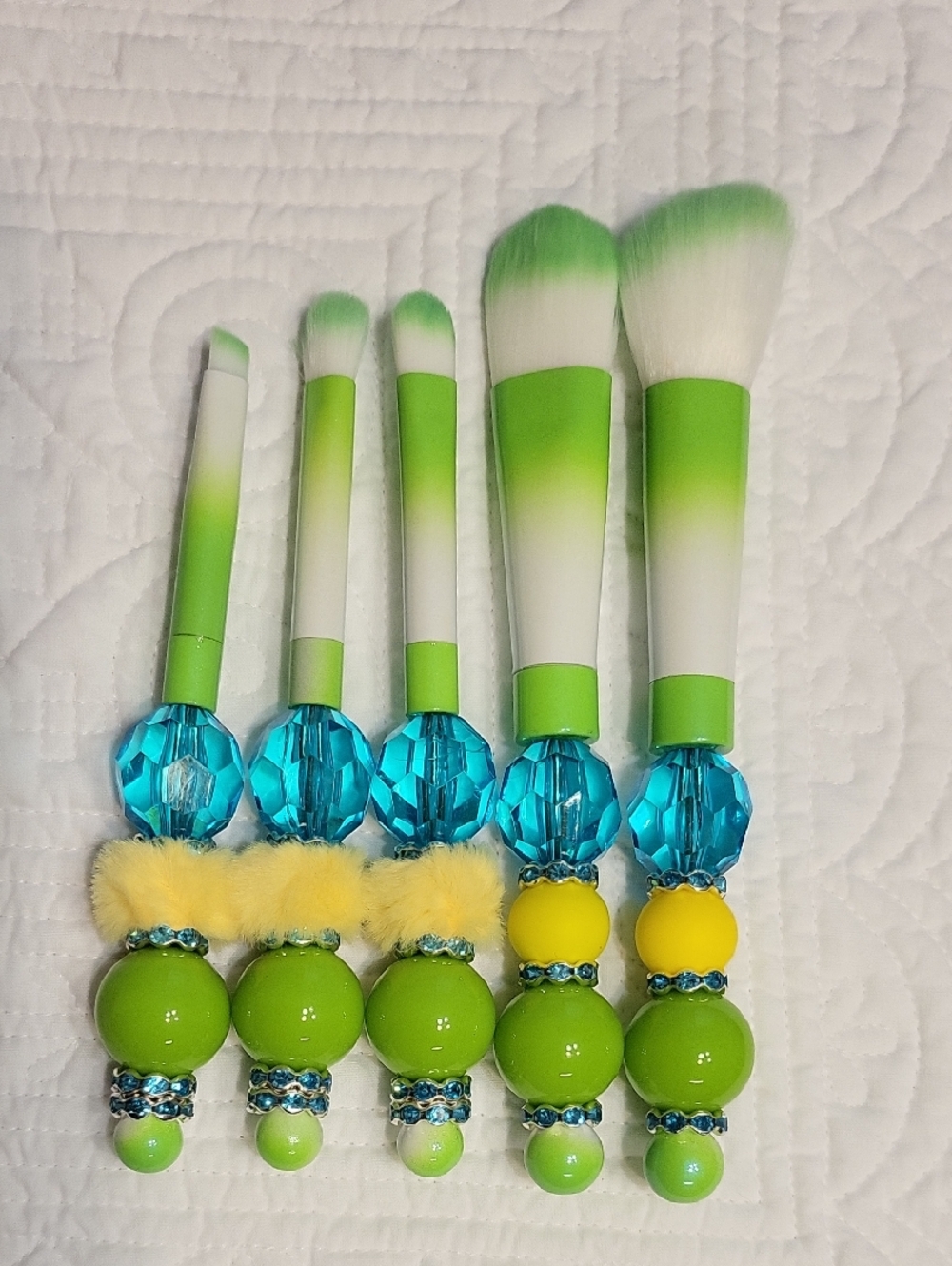 Handcafted Beaded Make Up Brush Set With Gift Box & Tag - NIP BUYERS CHOICE - Picture 7 of 7